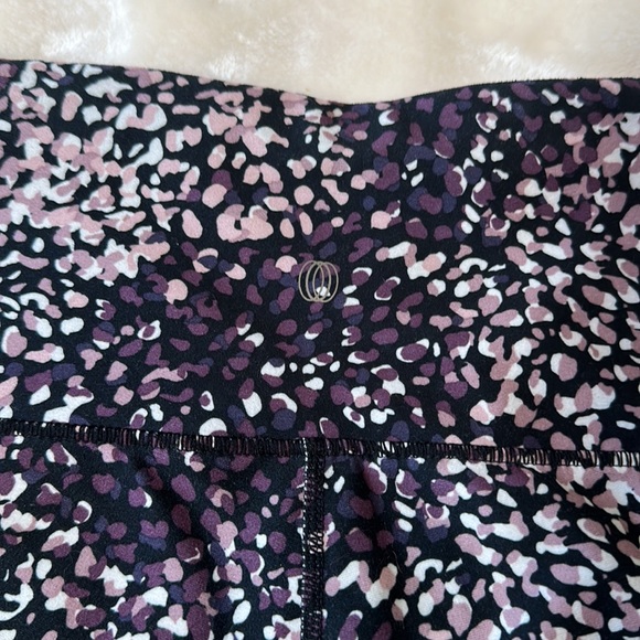 Balance Collection cropped legging - Picture 6 of 7